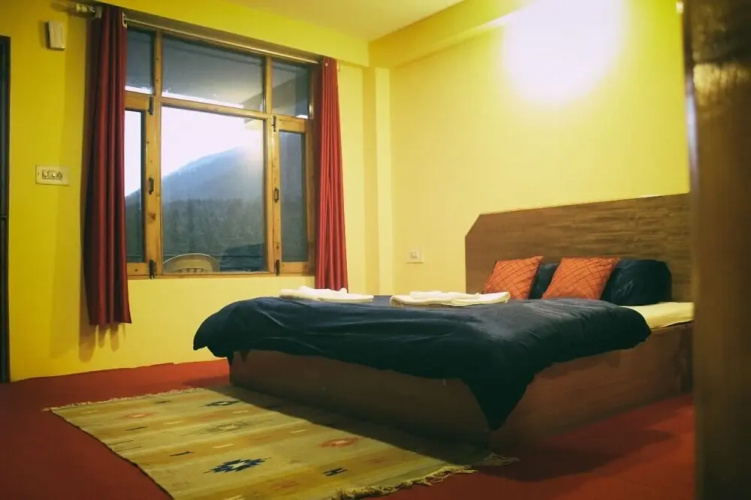 Red House Cafe Manali