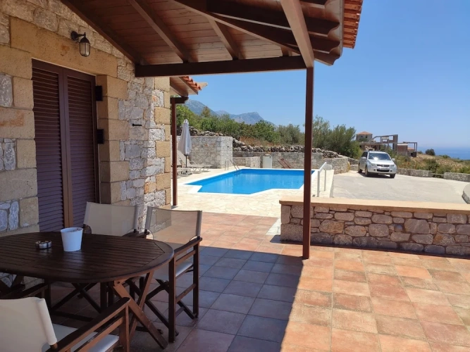 2 Bedrooms Villa with sea view