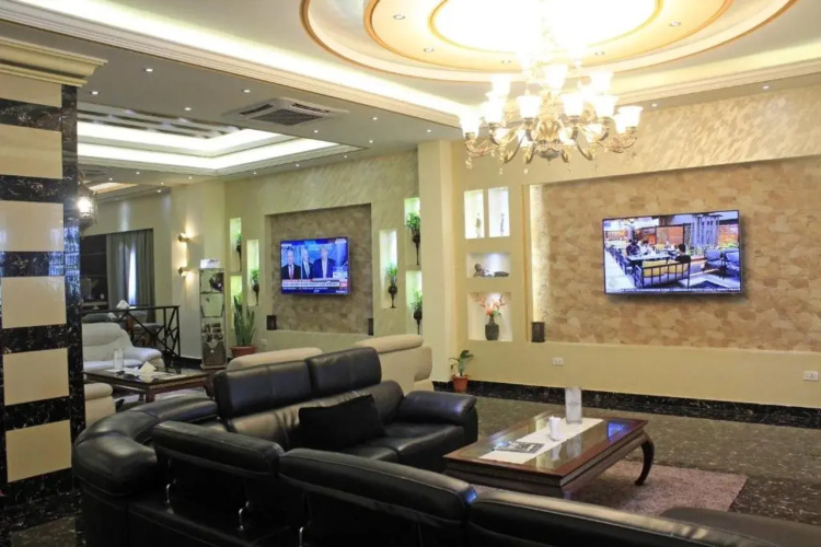 Boulevard Palace Hotel