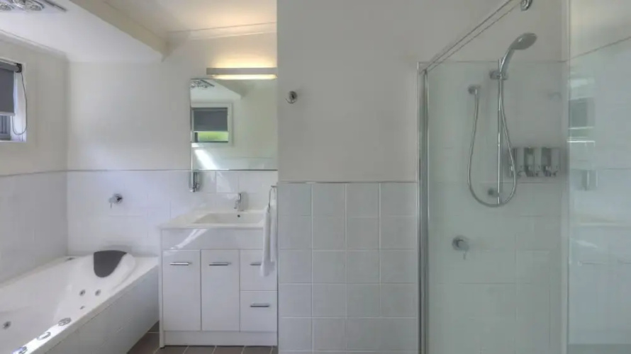 Ocean View Cottages - Essentially Tas Dover