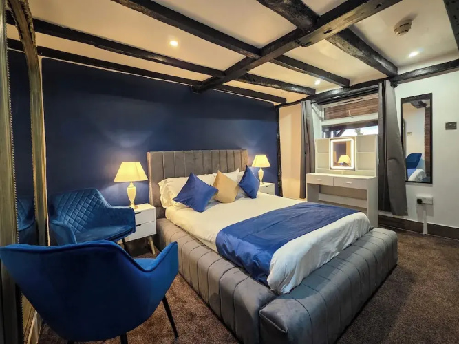 The Courtyard Lodge