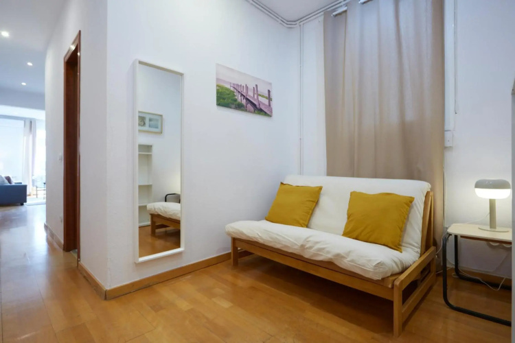 42ARA156 - Spacious apartment in Eixample