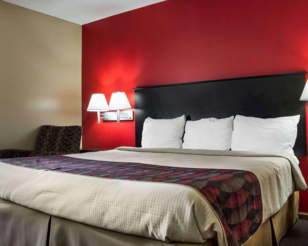 Econo Lodge Jamestown South