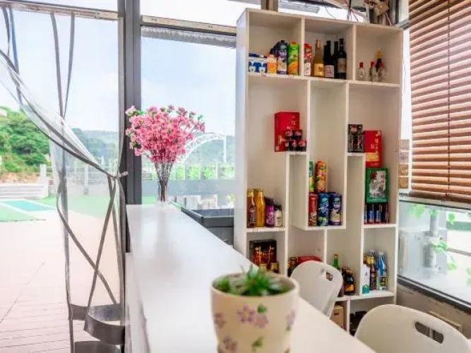 Weicheng Holiday Hotel