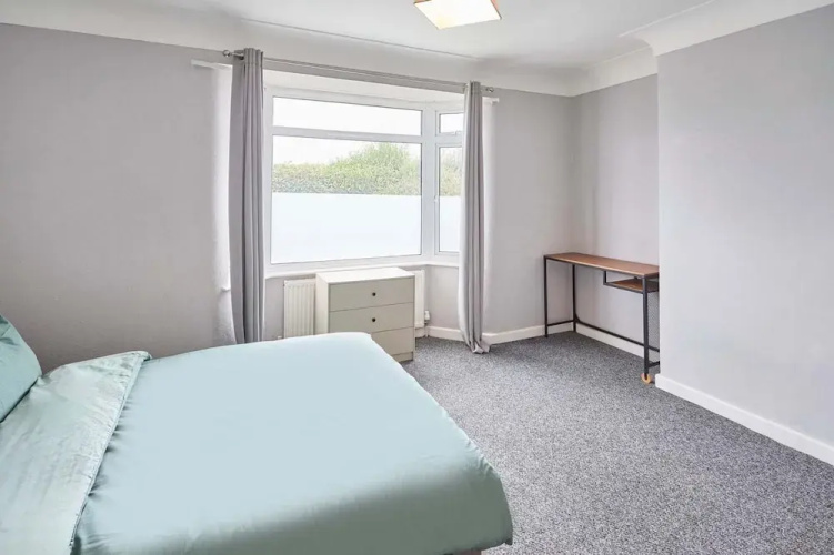 Host Stay Oldbury Road