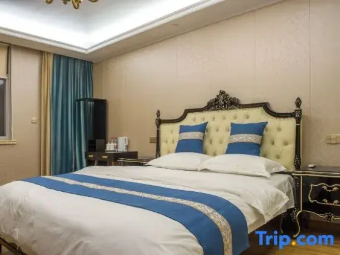 Luxury Double room with balcony and with sea view