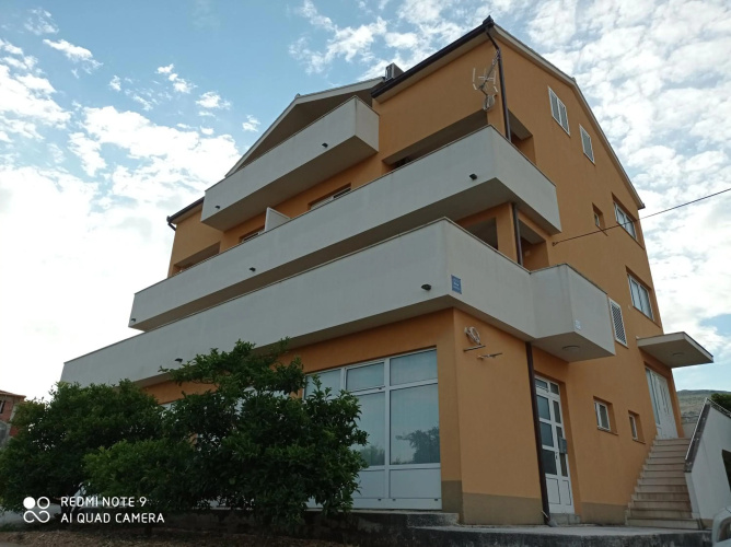 Studio apartment with balcony