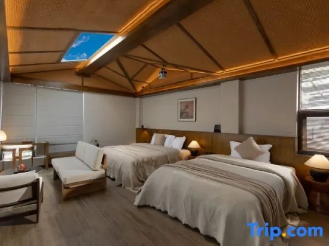 Standard Family room