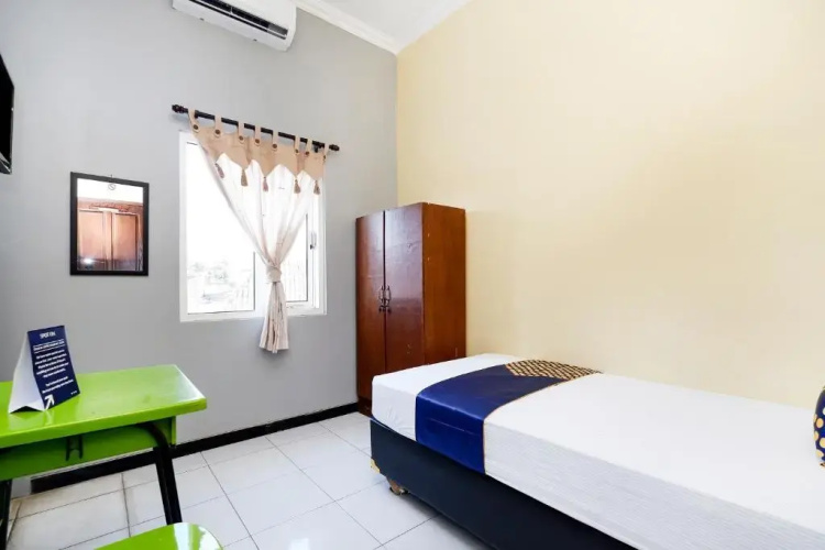 Hotel O Solo Point Guest House Syariah