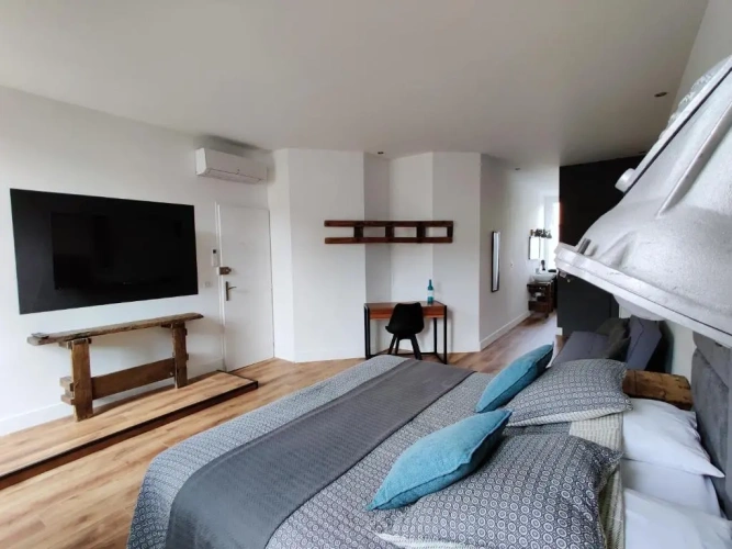 Standard room with balcony