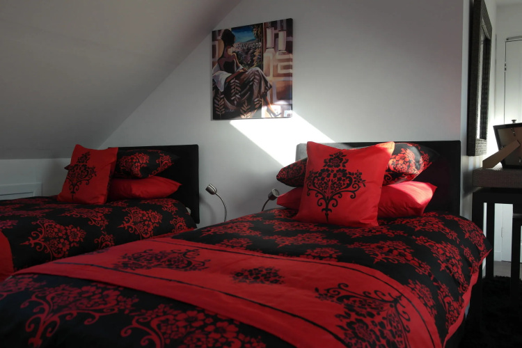 Robert The Bruce Apartment