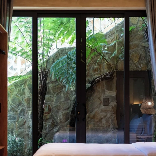 Standard Twin room with garden view