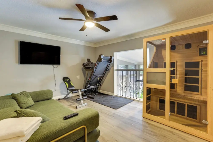 Heated Pool, Hot Tub, Game Room: Houston Group Gem