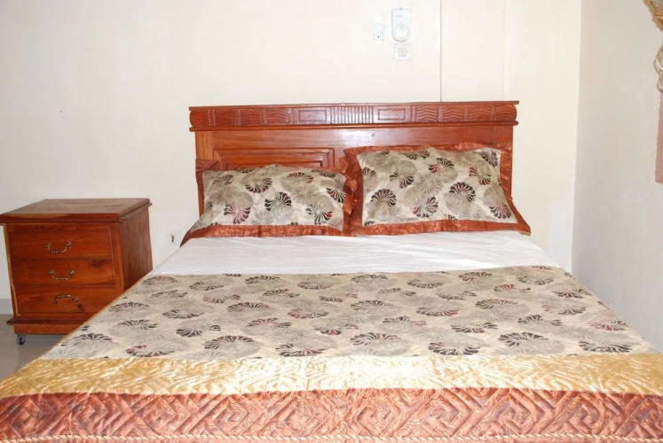 Diaspora Benin Hotel C-E