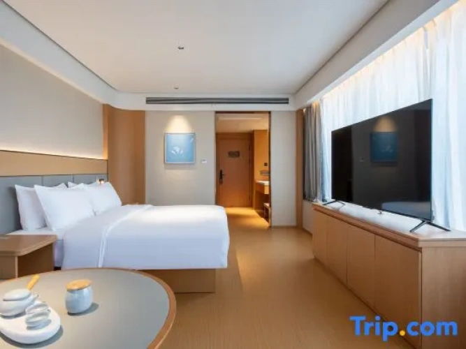 Standard Double room with view