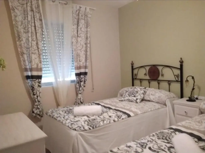 3 Bedrooms Apartment