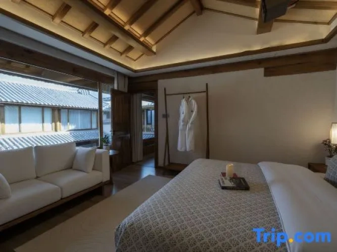 2 Bedrooms Family Suite