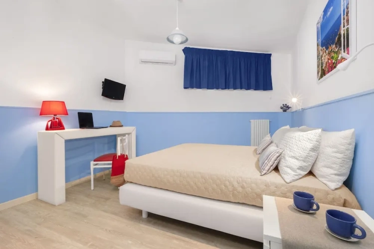 4 Bedrooms Villa