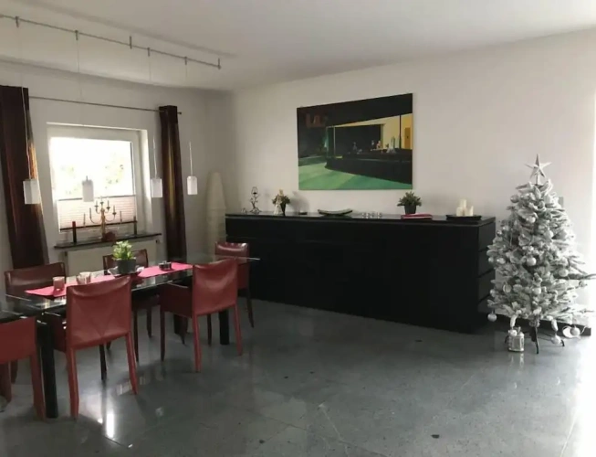4 Bedrooms Family Cottage