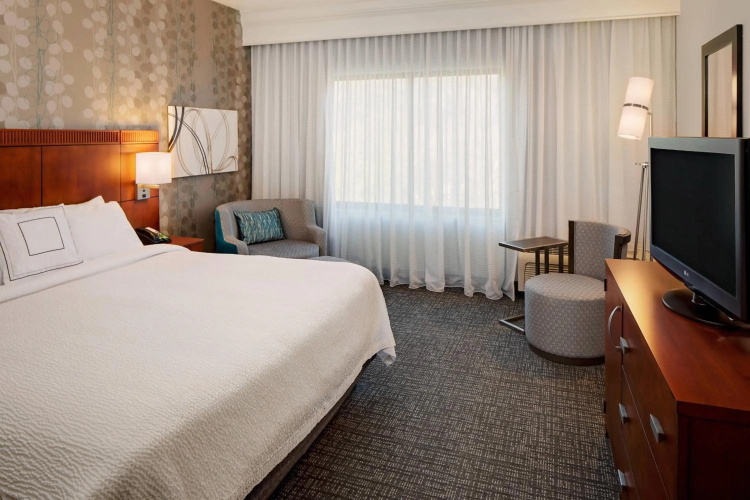Courtyard by Marriott Pittsburgh West Homestead/Waterfront