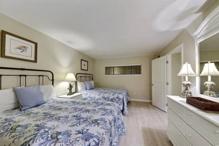 Ocean One 103