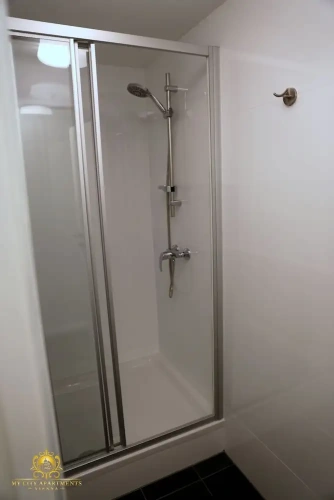 Standard Double Basement room