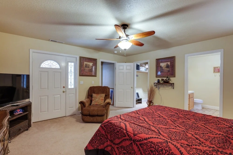 Guest rooms