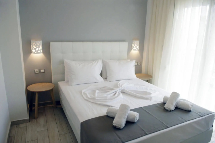Litsa Apartments