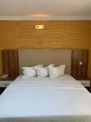 Royal Marquis Hotel