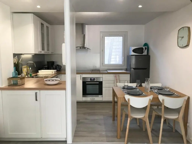 2 Bedrooms Cottage