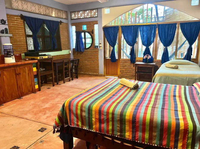 Hotel Ananda