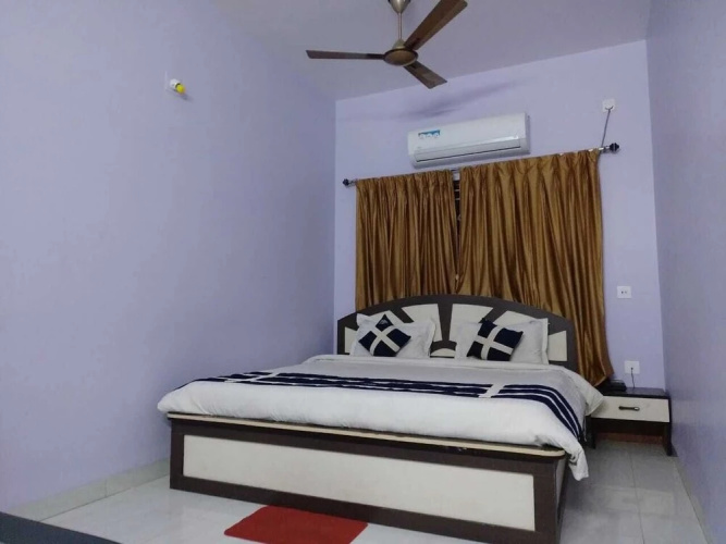 Live Hotel