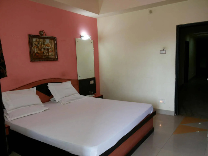 Trimurti Heights Hotel
