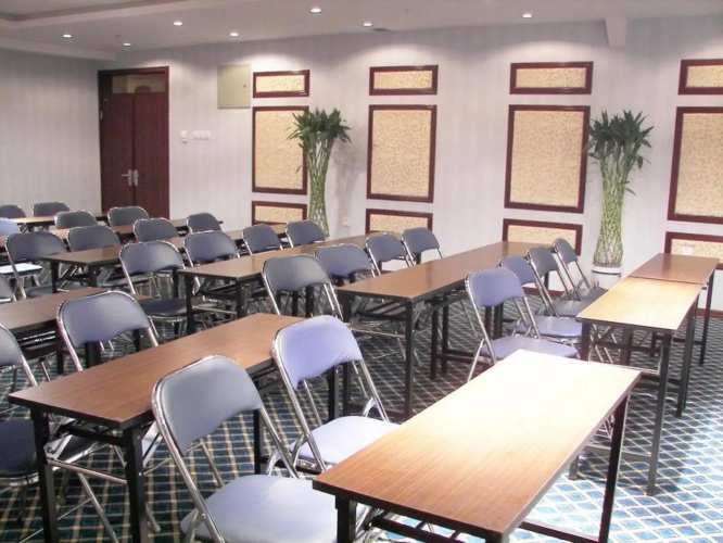 Golden Star Hotel
