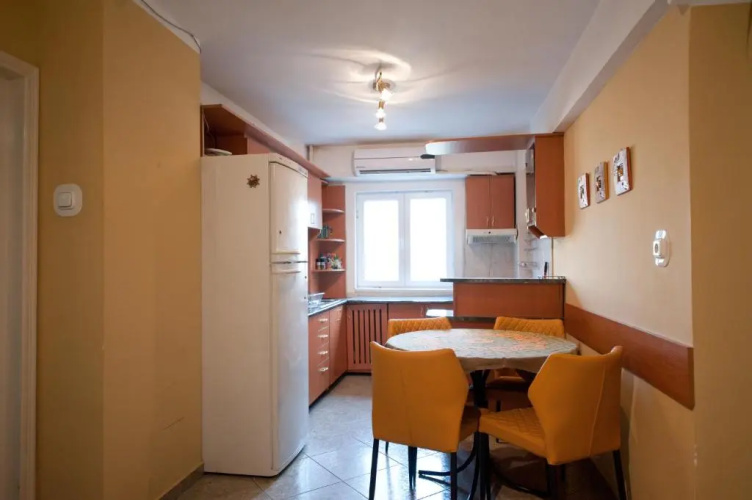 Ta'arof Apartment