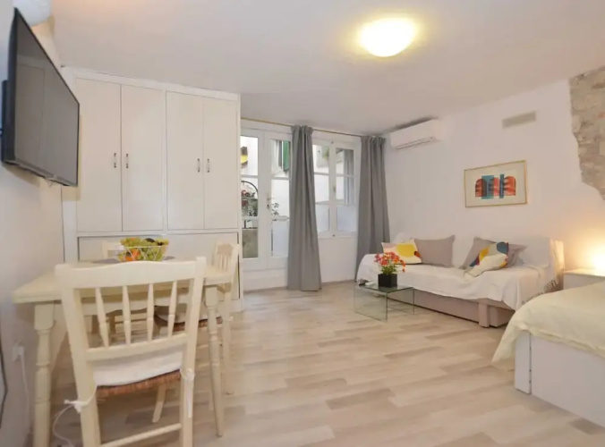 La Dolce Vita Studio