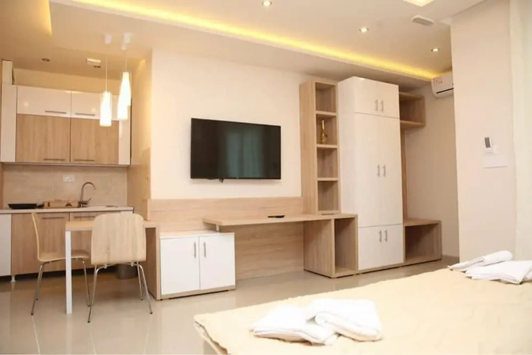 Deluxe Apartment