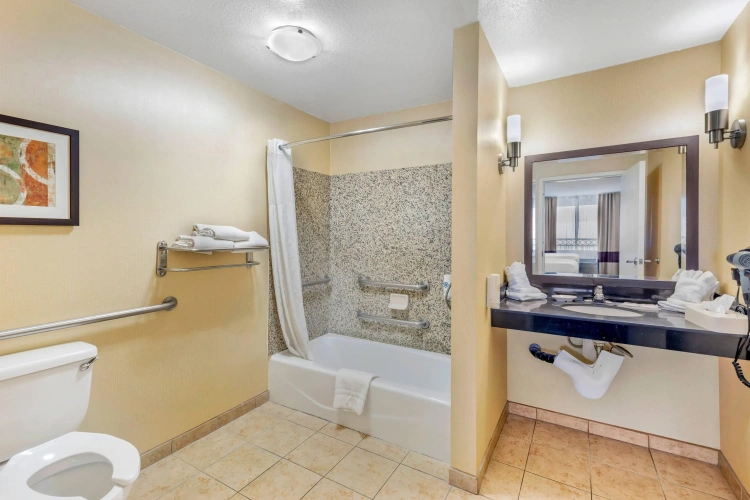 Quadruple Suite