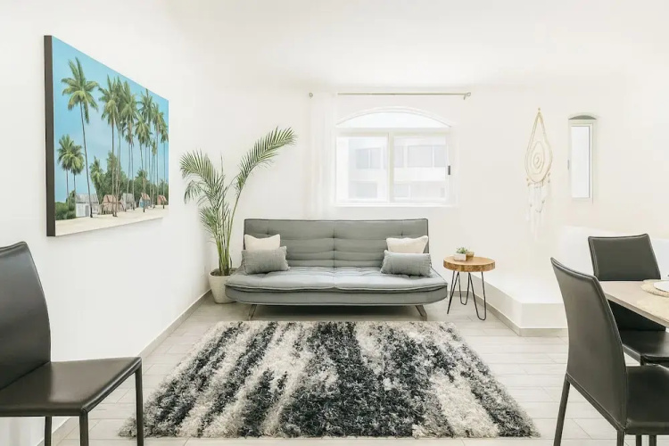 Boho Minimal 3-Min Beach Private Parking