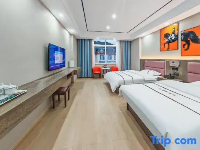 Meteor Shower Inn