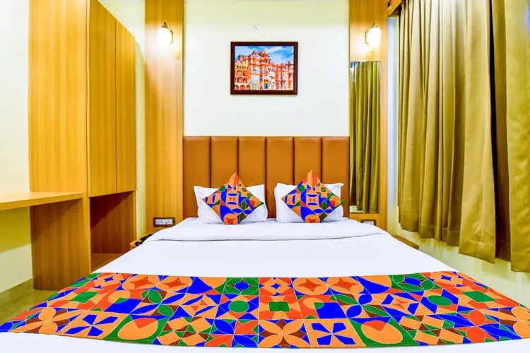 FabExpress Mewar Shine