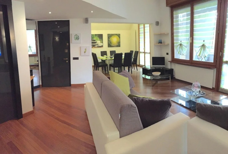 Giulia Luxury Apartment