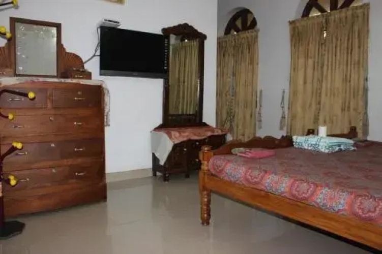 Brown Residency