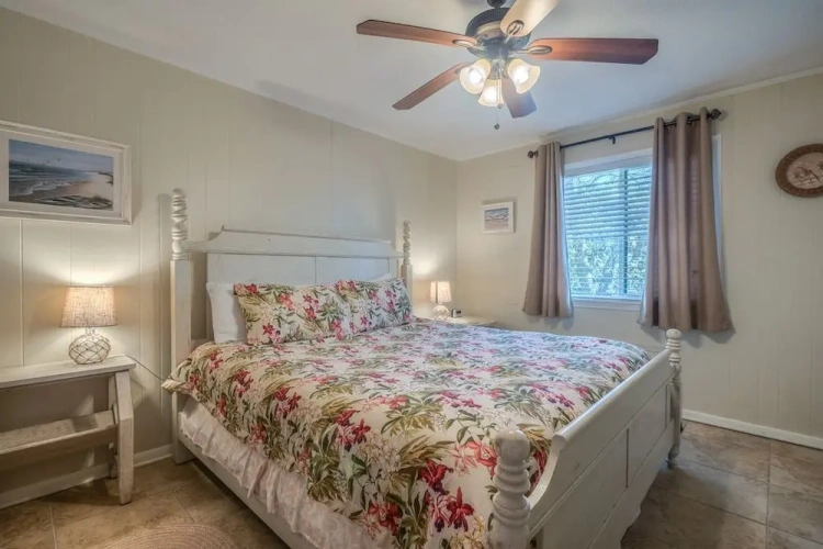 2 Bedrooms Cottage