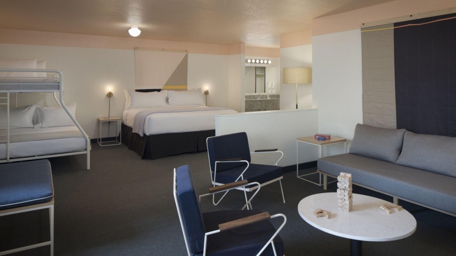 Quadruple Suite