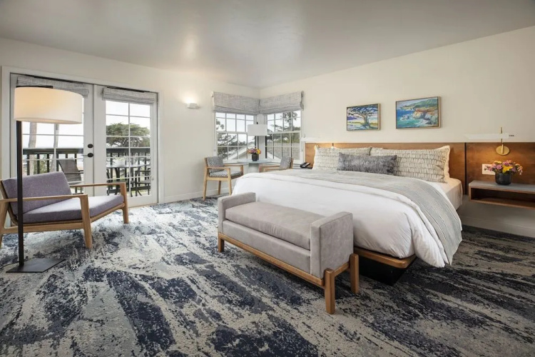 Carmel Beach Hotel