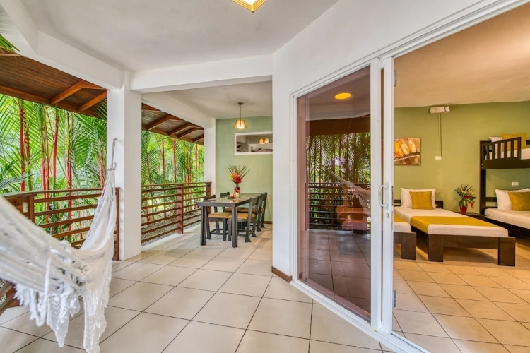 Standard Family room