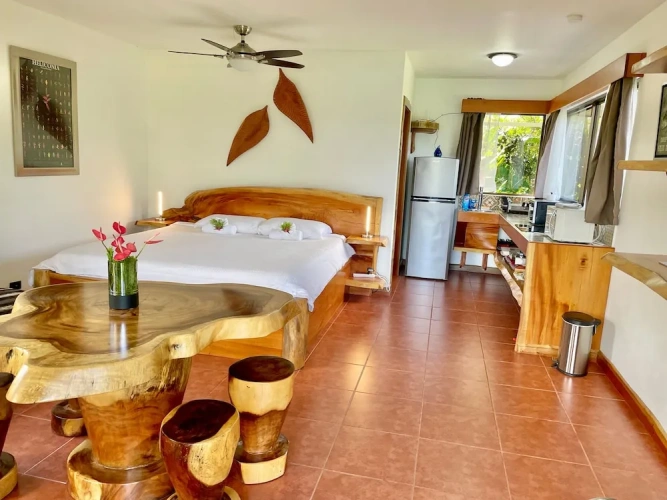 Comfort Suite with balcony and with lake view
