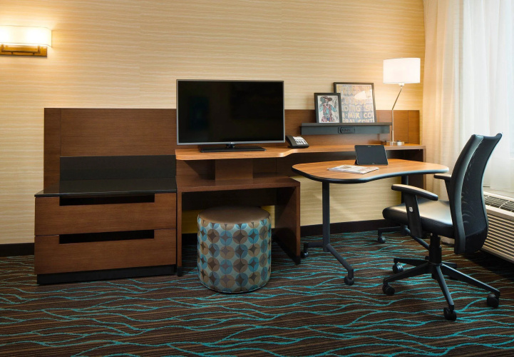 Fairfield Inn & Suites by Marriott Calgary Downtown