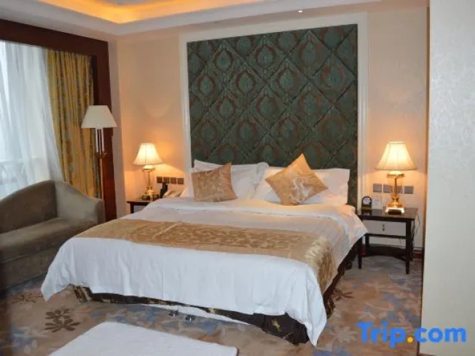 Deluxe Double Suite